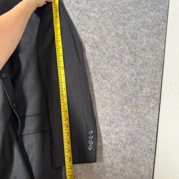 Oscar De La Renta Mens Vested Gray Pinstriped Suit Jacket - Picture 10 of 11